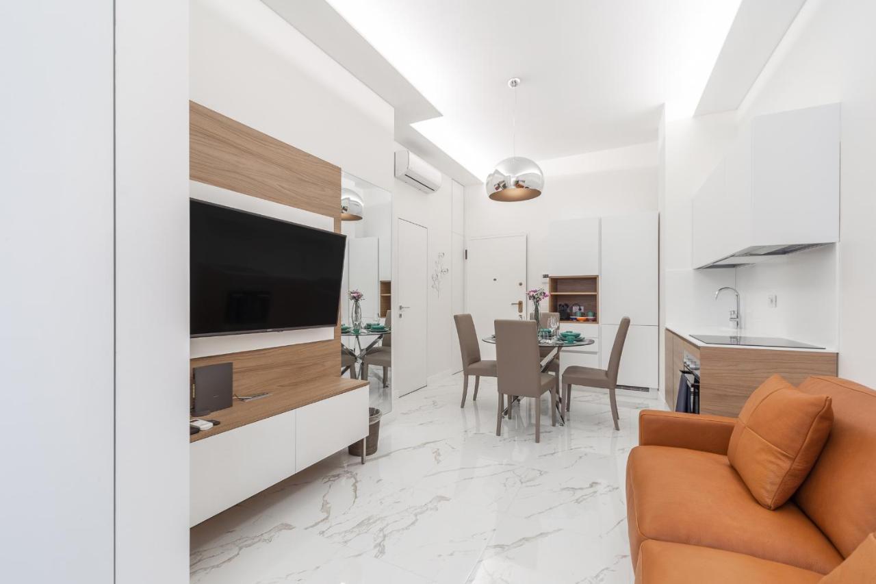 Milano Duomo Cozy Apartment ภายนอก รูปภาพ